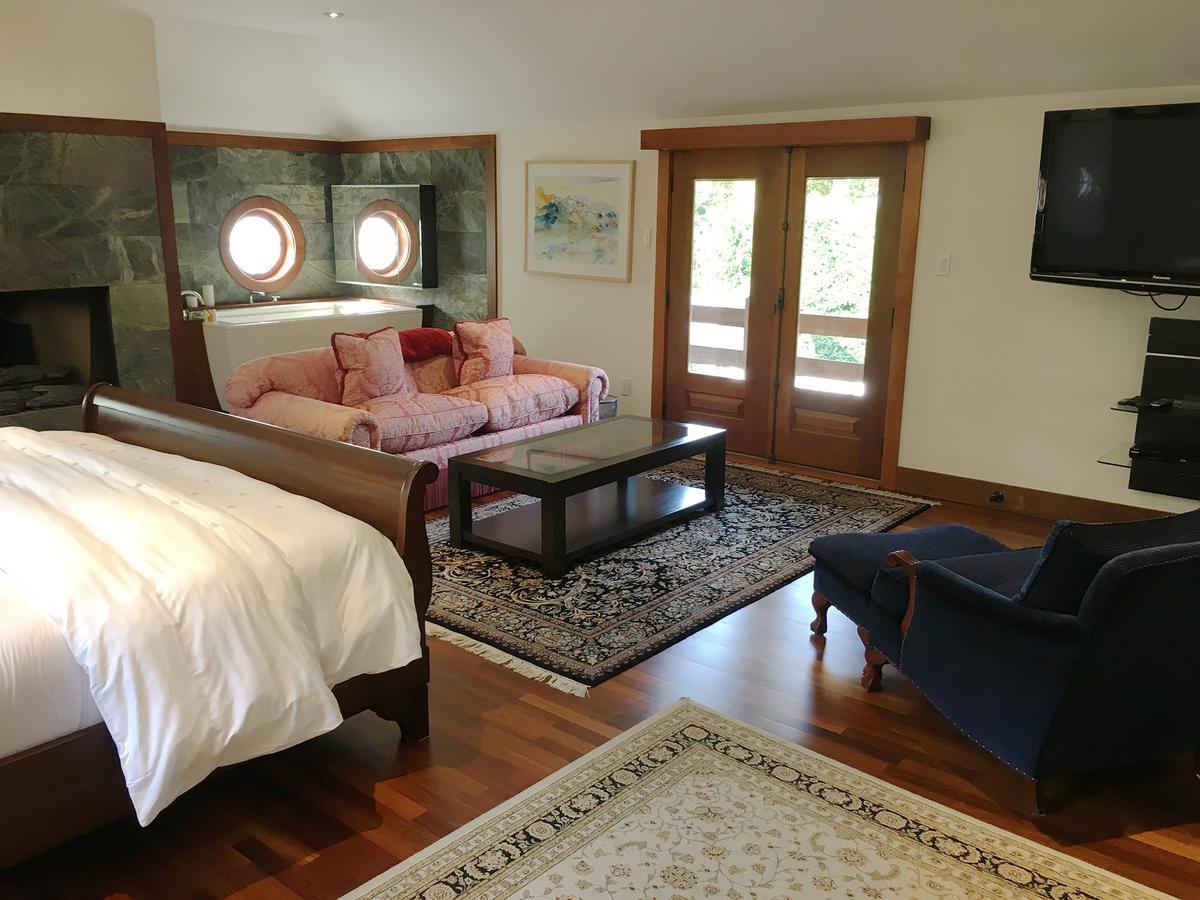 East Hampton Art House Bed And Breakfast Zewnętrze zdjęcie